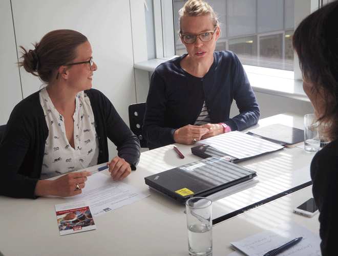 Interview im Büro von Pfizer